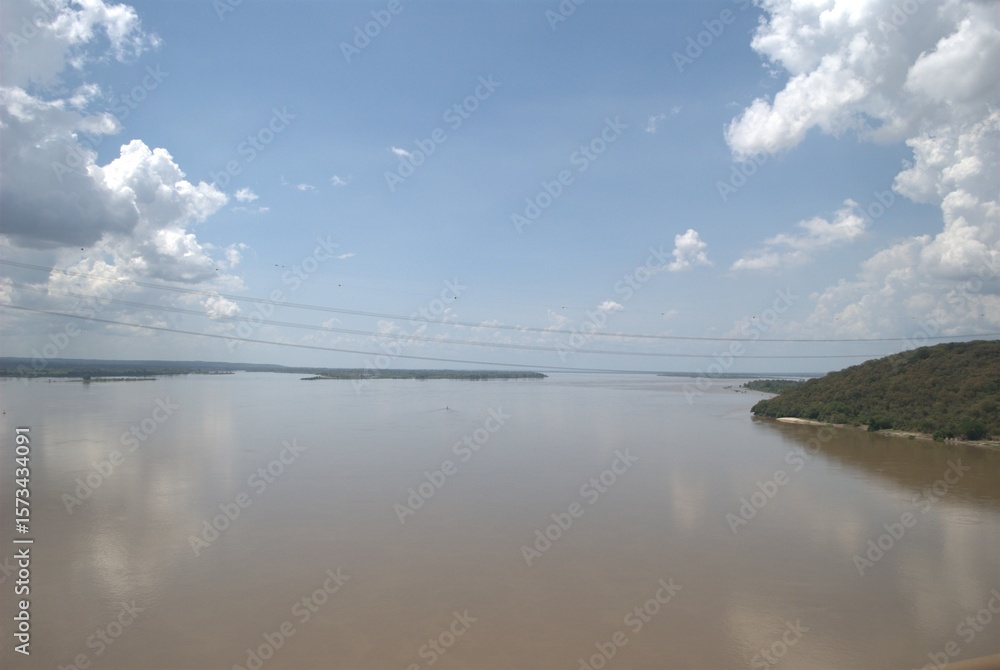 Rivers in Venezuela, Orinoco and Caroni.
Two enormous rivers that have a huge flow of fresh water cross much of Venezuela. Rivers in Venezuela, Orinoco and Caroni.
Two enormous rivers that have a huge flow of fresh water cross much of Venezuela.