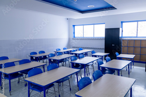 Obraz na płótnie Pupitre de salón de clases