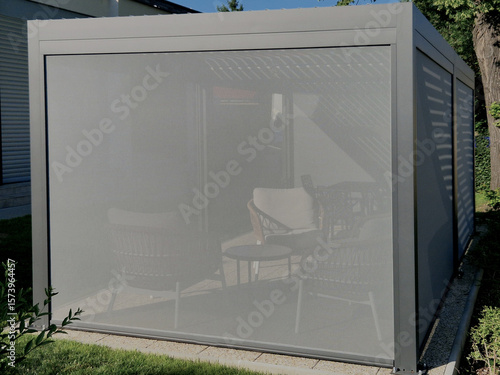 A pergola under which you will always feel comfortable. The elegant aluminum pergola has a roof with tilting slats. You can adjust the shade and effectively ventilate, the shading fabric on the side