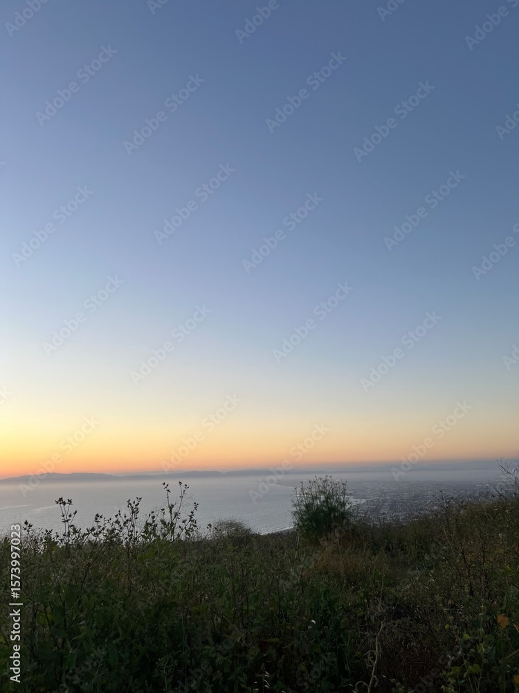 Fototapeta premium sunset over the sea