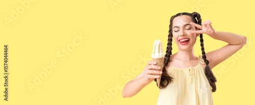 Beautiful happy woman holdi...