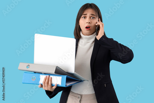 Young stressed businesswoma...