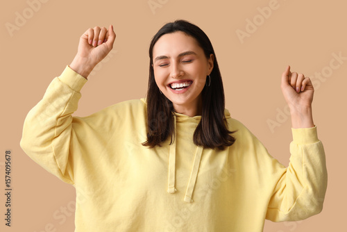 Smiling young woman on brow...