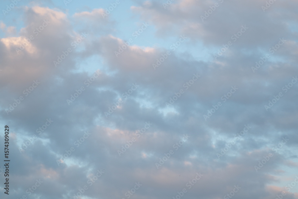 Fototapeta premium 夕方の曇り空