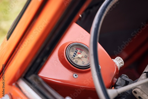 Photos Armaturenbrett eines Oldtimers