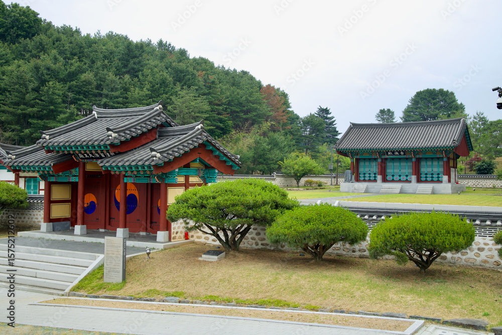 Fototapeta premium Twin Shrine Halls in Gongju Historic Complex