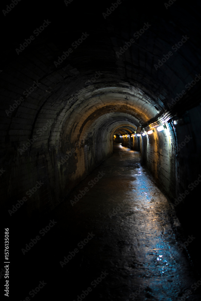 Obraz premium an underground tunnel on Guishan Island