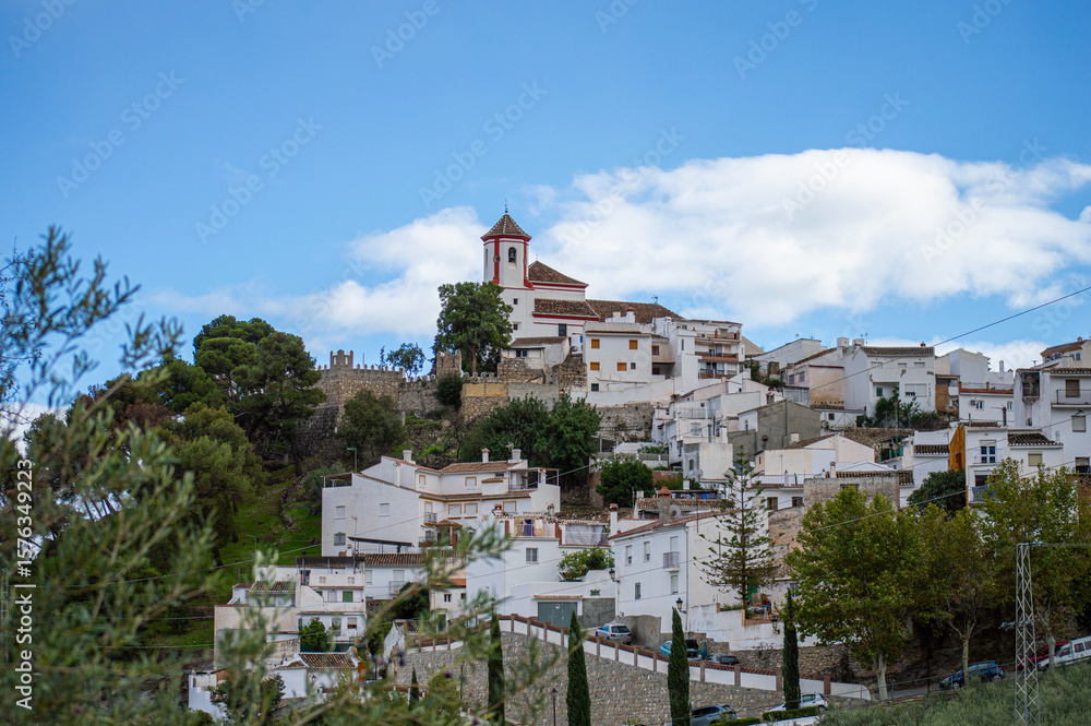 Obraz premium Sunrise over white streets and houses in Alozaina, Spain