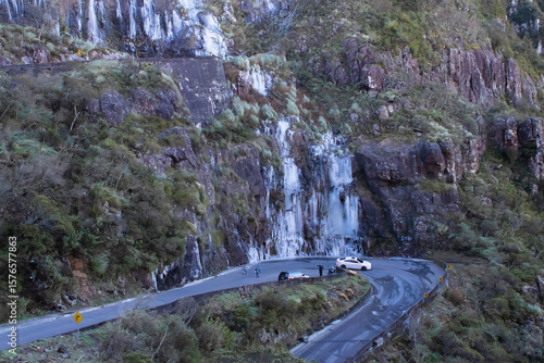 Serra do Rio do Rastro.
Mirante da Serra. Bom Jardim da Serra.
Serra Catarinense. Serra Brasileira. Serra Gaúcha. 