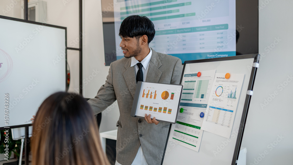 Naklejka premium the atmosphere of working together between the marketing and accounting departments, business people meet together to find solutions to the company's problems, finance, financial, businessman