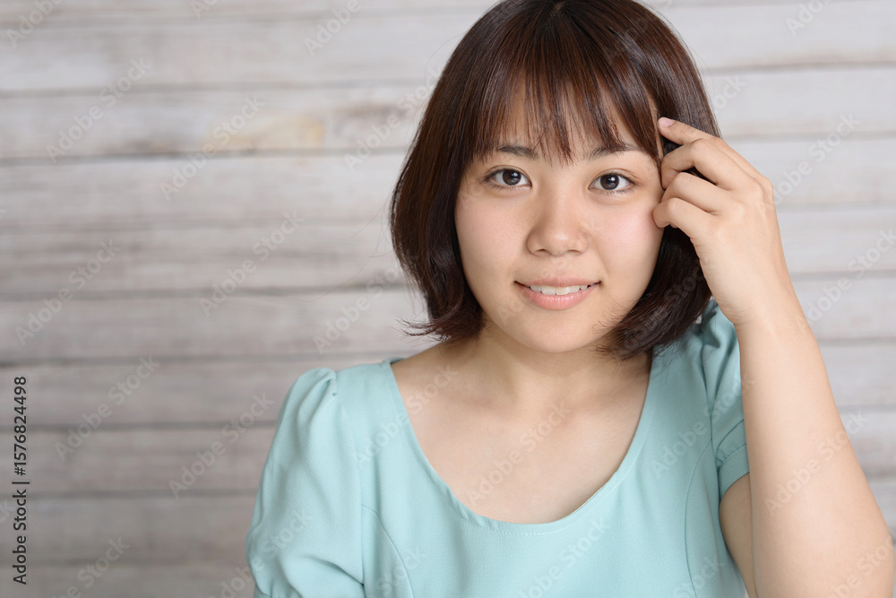 若い女性のポートレート 若い女性のポートレート