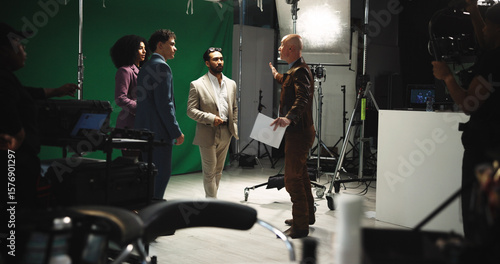 Photos Director, script and instruction to actor on set for creative guidance, cast direction and tips