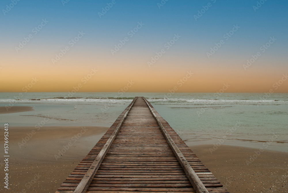 Fototapeta premium the silence of winter on the sea on a splendid day at sunset