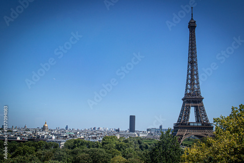 eiffel tower paris france