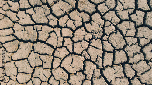 Cuadro en lienzo Cracked Earth in Israeli Desert