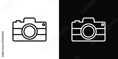 Camera icon in vector. Logotype