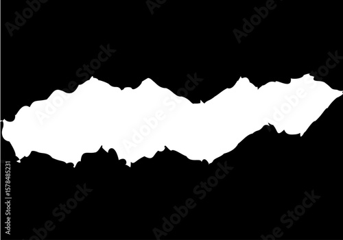 Fondo negro con papel blanco rasgado en el centro