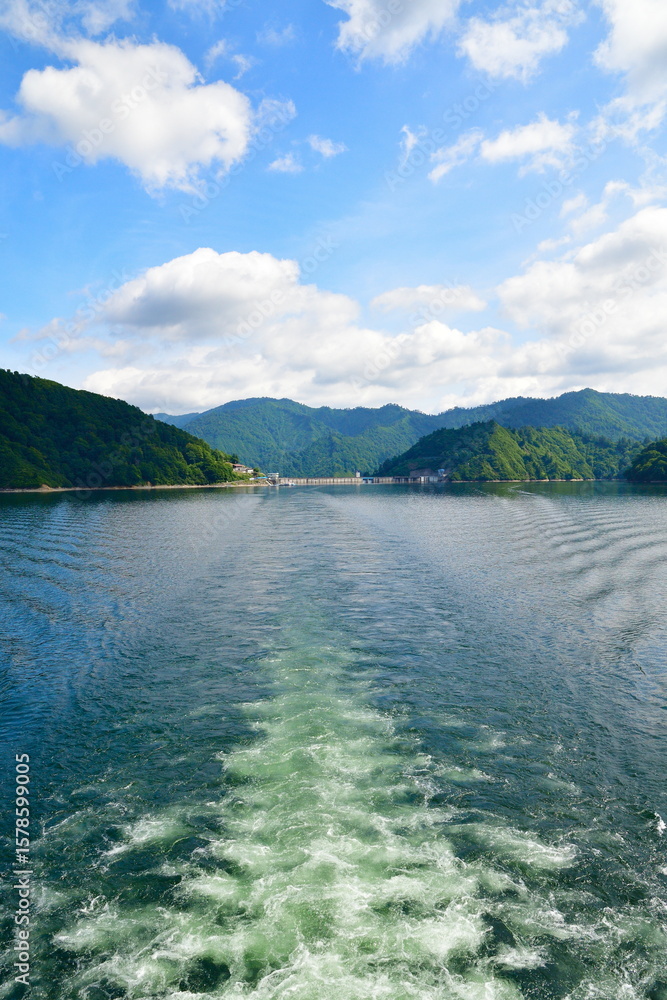 Obraz premium 夏の奥只見湖（新潟県）