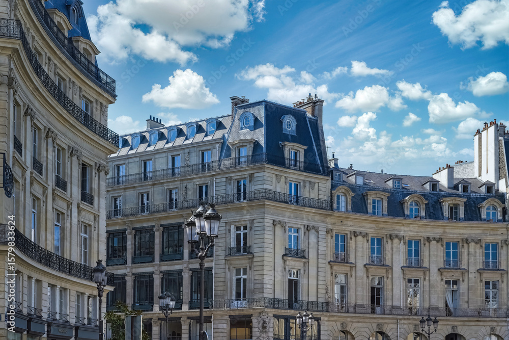 Obraz premium Paris, beautiful buildings place des Victoires, round place with luxury facades 