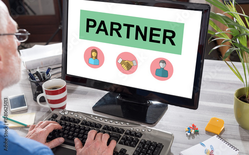 Partner concept on a computer