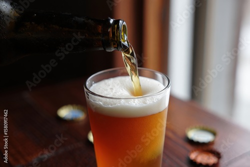 Microbrew Pour Detail
