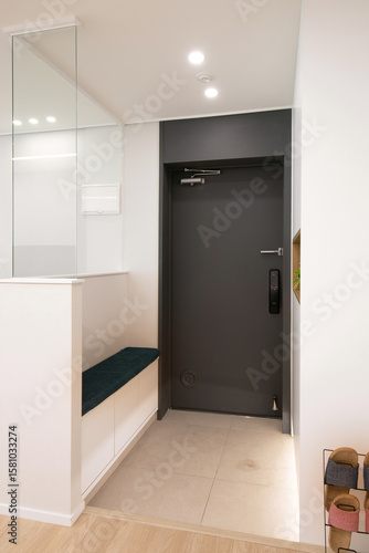 If you install a folding chair in the hallway, it will be really convenient when putting on your shoes