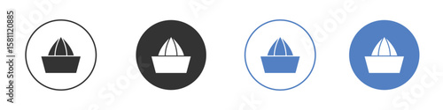 Hand Juicer icon. Vector illustration, flat design.