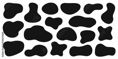 Organic shape round form set. Liquid organic blob curve background abstract shape frame. Doodle abstract liquid blob, wavy different form. Soft round oval pattern background. Vector illustration musta