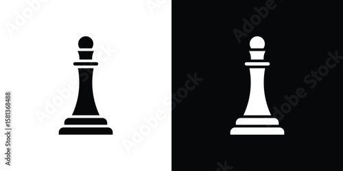 Chess queen icon. vector graphics pack.