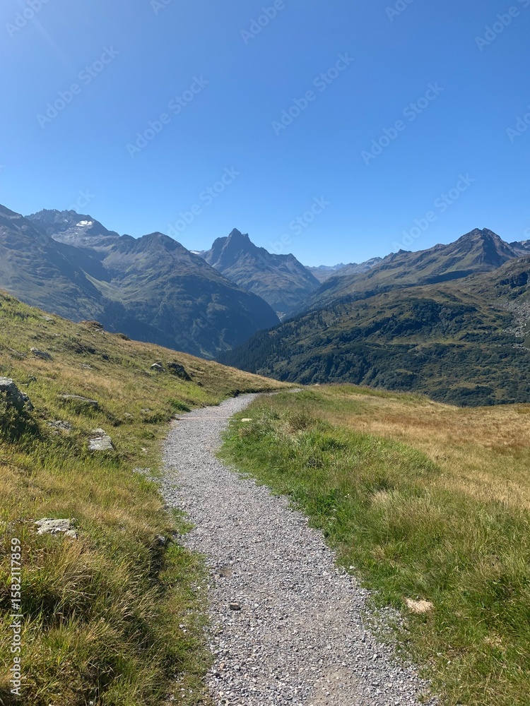 Fototapeta premium road in the mountains in st. Anton am arlberg