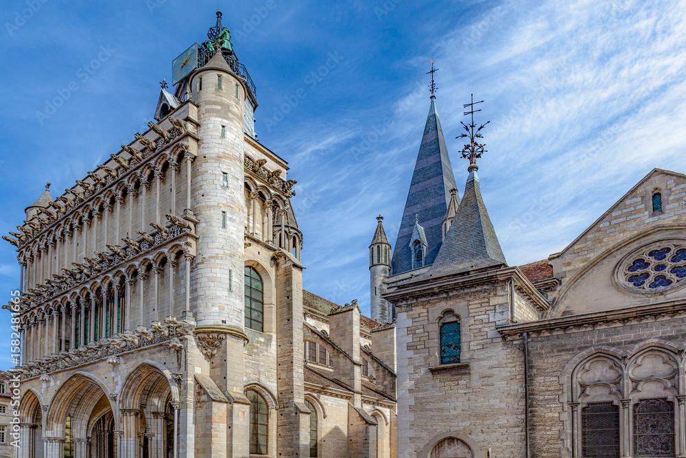 Fototapeta premium church of notre dame of Dijon