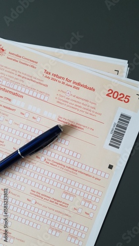 Принти на полотні Australian tax form NAT 2541 Tax return for individuals for the year 2025