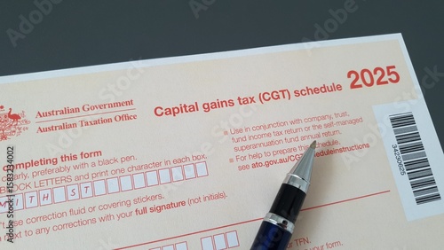 Cuadro en lienzo Australian tax form NAT 3423 Capital gains tax (CGT) schedule for the year 2025
