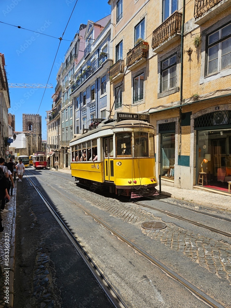 Fototapeta premium tramwaj w Lizbonie