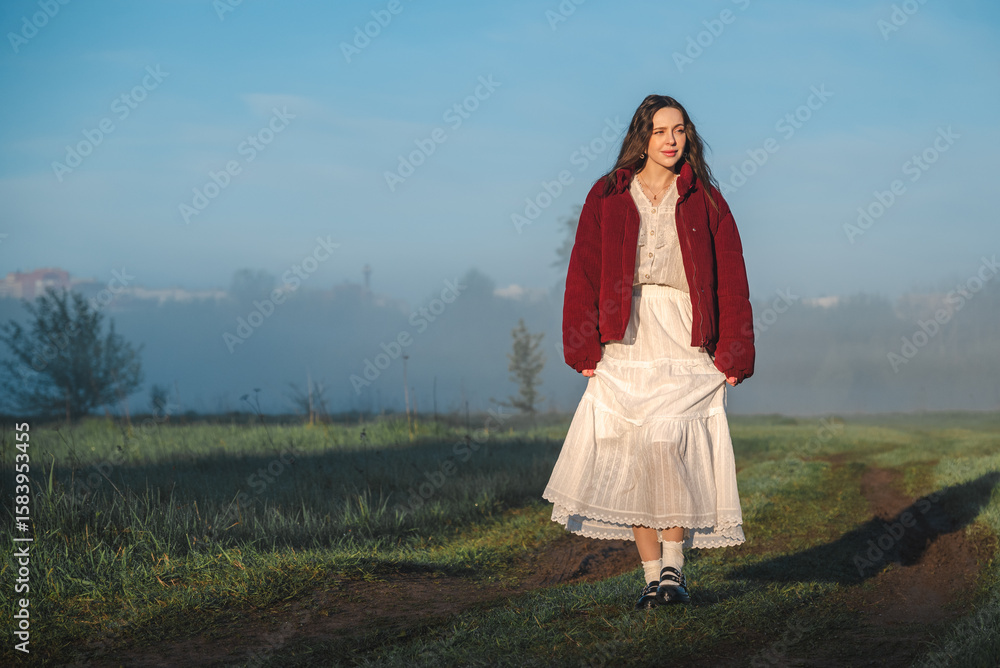 Obraz premium Morning field girl