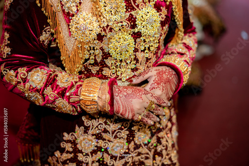 A Bride’s Golden Moment