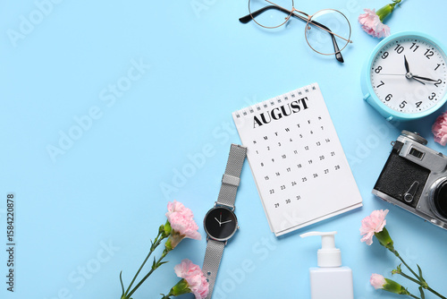 Calendar with photo camera,...