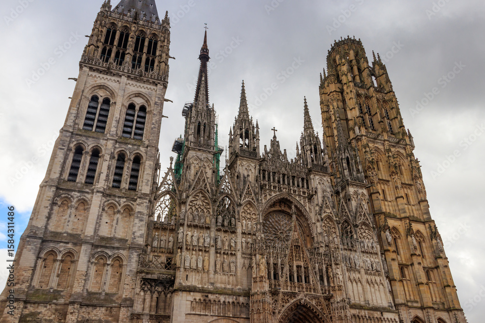 Fototapeta premium Cathedral Notre Dame of Rouen in France