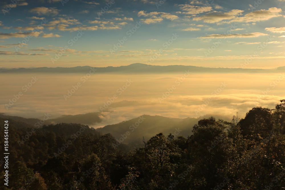 Fototapeta premium Scenic landscape of Doi Miang and Doi Thong viewpoint. The highest viewpoint in Pai District at Mae Hong Son Province, Thailand