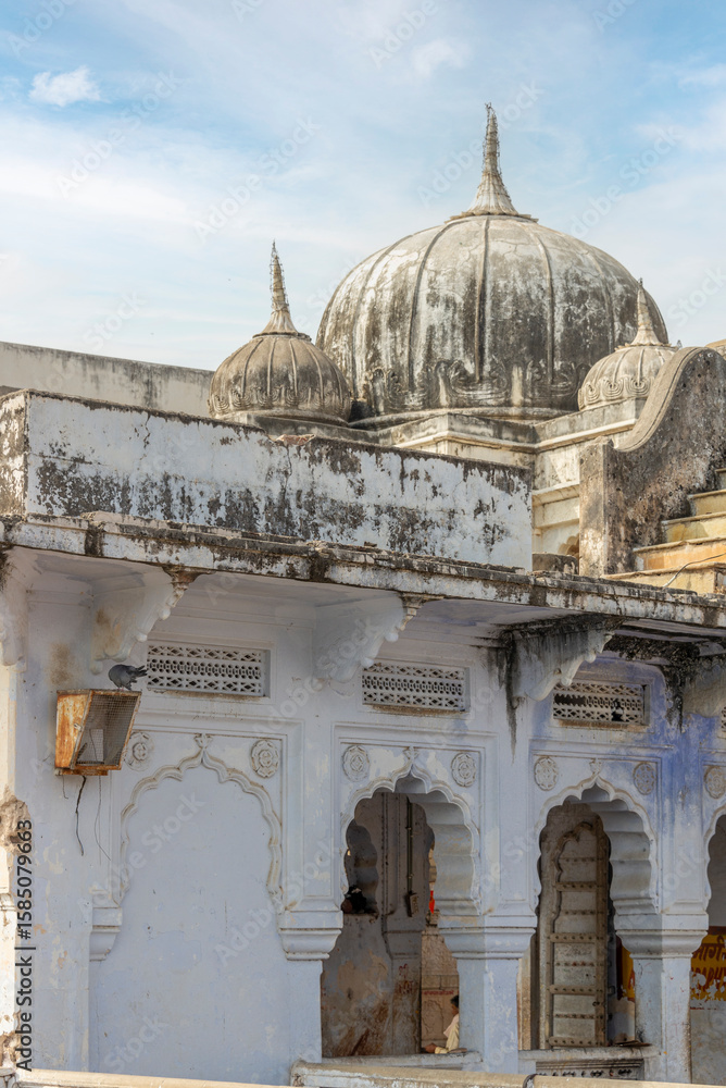 Fototapeta premium Historic Weathered Tomb Structure in Pushkar, India