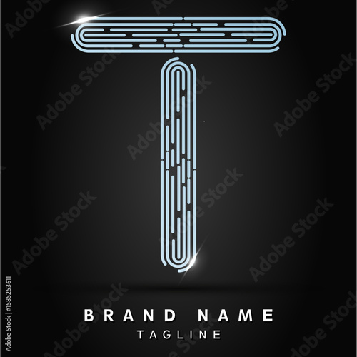 T Letter Logo concept Linear style. Creative Minimal Monochrome Monogram emblem design template. Graphic Alphabet Symbol for Luxury Fashion Corporate Business Identity. Elegant Vector element