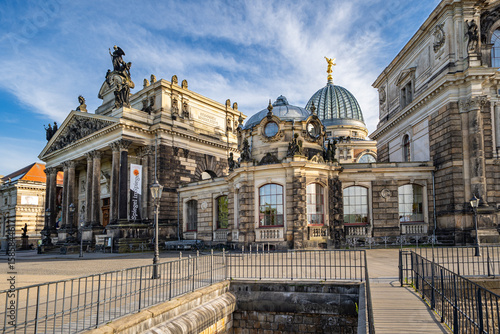 Brühlsche Terrasse Dresden Kunstakademie Zitronenpresse Dresden Sachsen Deutschland Akademie der Bildenden Künste Frauenkirche