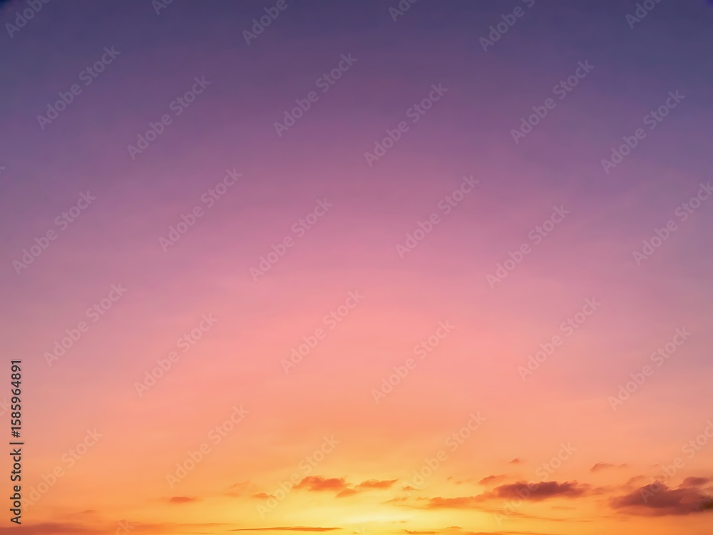 Obraz premium Colorful Sunset Sky with Soft Gradient Light