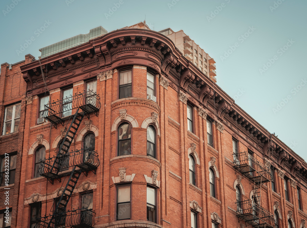 Fototapeta premium old brick building with windows New York City 