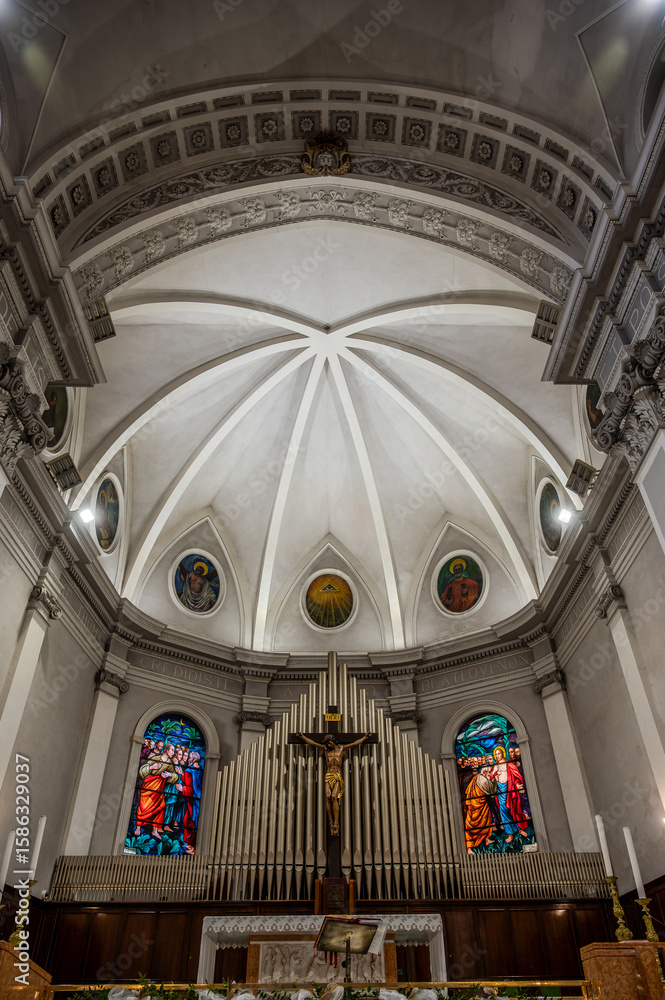 Obraz premium Ortona, Abruzzo. Basilica of St. Thomas the Apostle