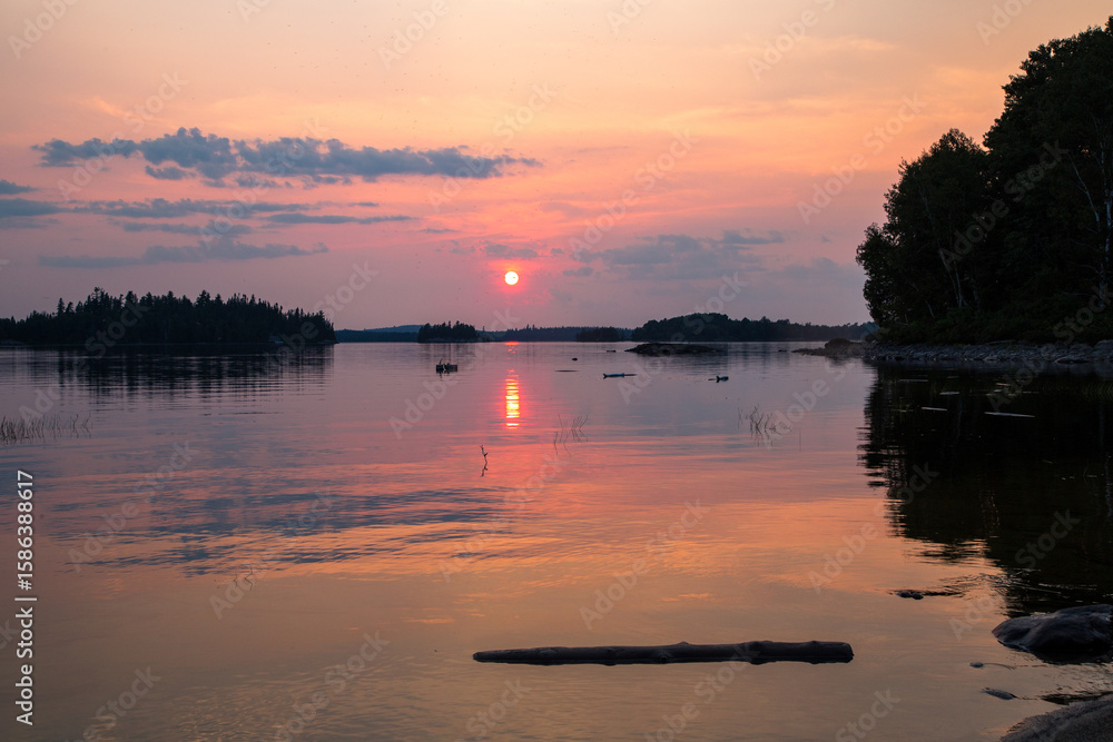 Obraz premium sunset on the lake