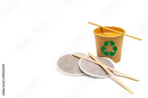 Tasse a café recyclable, avec ses dosettes