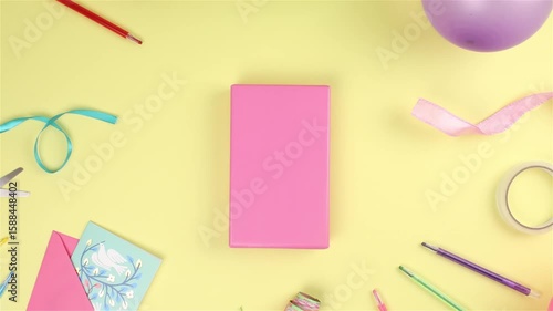 Birthday Gift Animation Widescreen 2