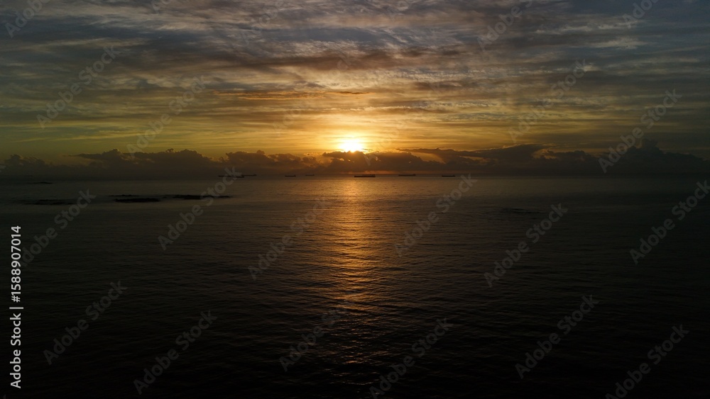 Obraz premium Nascer do sol na orla 