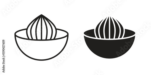 Hand Juicer icon. vector flat and line symbols. Vector Graphics.